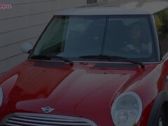 Asiatique, Gros seins, Brunette brune, Plantureuse, Voiture, Masturbation, Solo, Nénés