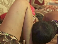 Жопа, Большая жопа, Большие сиськи, Женское доминирование, Индианки, Киски, Молоденькие