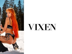 Pijpbeurt, Lul, Hondjeshouding, Natuurlijke tieten, Roodharige vrouw, Mager, Tiener, Tieten likken