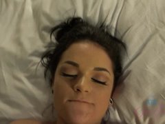 Amateur, Mamada, Morena, Novia, Orgasmo, Pov, Afeitado, Fumando