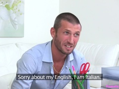 フェラチオ, イく瞬間, 顔射, 足, 女, フェティッシュ, 手コキする, イタリア人