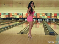 Kont, Grote lul, Grote mammen, Pijpbeurt, Hardcore, Kut duiken, Slet, Tiener