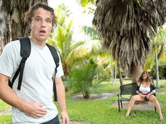 Mooie dikke vrouwen, Grote mammen, Pijpbeurt, Hondjeshouding, Handbeurt, Masturbatie, Moeder die ik wil neuken, Buiten