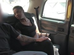 Amateur, Beauté, Voiture, Couple, Tir de sperme, Hard, Interracial, De plein air