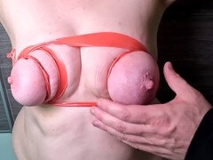 Amarrada, Dominación, Despelote, Alemán, Al aire libre, Castigada, Nalgadas, Tetas