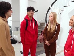 Blond, Sperma, Lul, 1 man 2 vrouwen, Hardcore, Ruw, Zusters, Mager