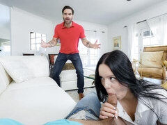 18 años, Culo grande, Verga grande, Mamada, Morena, Estilo perrito, Flaco, Adolescente