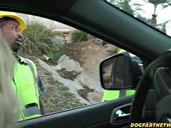 デカチン, デカパイ, 黒人, ブロンド, フェラチオ, 黒人, 異人種間