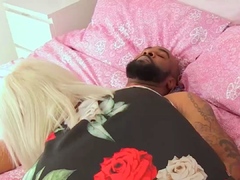 Blasen, Hundestellung, Hardcore, Hd, Reif, Milf, Jungendliche (18+), Flotter dreier