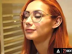 Anal, Cul, Sucer une bite, Éjaculation interne, Hd, Fille latino, Lingerie, Rousse roux