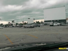 Sucer une bite, Dingue, Tir de sperme, Faciale, Femme au foyer, Rousse roux, Maigrichonne, Gicler