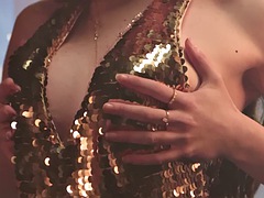 Tetas grandes, Mamada, Corridas, Masturbación, Transexual