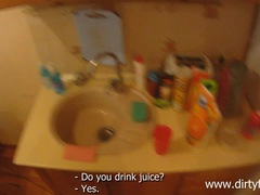 Grote lul, Pijpbeurt, Bruinharig, Brillen, Handbeurt, Gezichtspunt, Tiener, Tieten likken