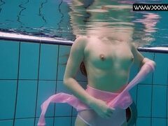 18 jaar, Enthousiasteling, Badpak, Bruinharig, Nudist, Biljart, Openbaar, Onderwater