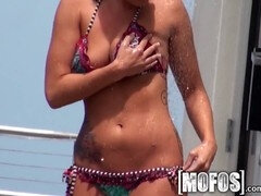 Cuarto de baño, Bikini, Mamada, Flaco, Tatuaje, Adolescente