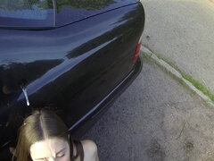 Morena, Coche, Estilo perrito, Corridas faciales, Hd, Tetas naturales, Al aire libre, Policía