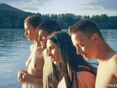 Blasen, Braunhaarige, Fingern, Handjob, Küssen, Jungendliche (18+)