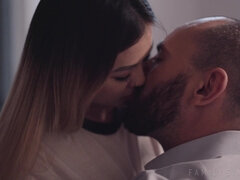 ベッドルーム, 中出し, なめる, 自然山雀, ピアス, オマンコ, 剃毛, オッパイの