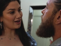 Grosser arsch, Blasen, Braunhaarige, Vollbusig, Hundestellung, Erotisch, Behaart, Hardcore