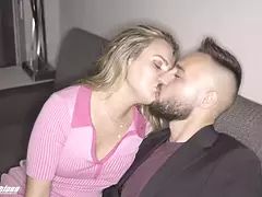 Grosse titten, Blondine, Blasen, Betrug, Hd, Monster, Rau, Schreiend