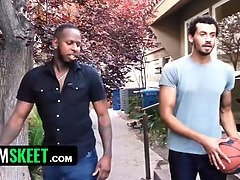 Zwart, Blond, Sperma, Vingeren, Kokhalzen, Ruw, Schreeuwen, Tiener