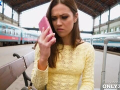 18 años, Morena, Fetiche, Lesbiana, Lamidas, Público, Adolescente, Tetas