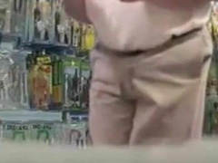 Watch this amateur guy get off with his buddies in the great outdoors