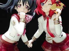Yazawa Nico & Nishikino Maki figure bukkake
