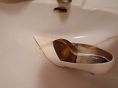 Piss in wifes bridal heel