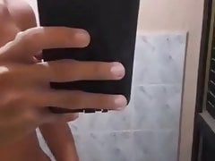 Paga5 chavo lindo se deslechea