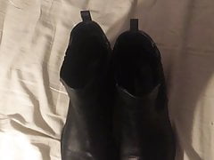 Cumming on GFs boots before night out