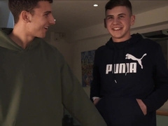 Young Twunks Wank And Dominic Fap Each Other