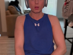 Evan Cox wants you to idolize his muscles and soles