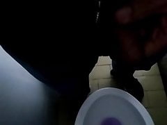 Pissing 2