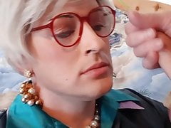 Milf Ilona gets her Egg cream for eastern