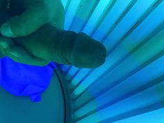Sunday solarium handjob + cum