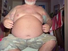 Busty coach delivers hands-free orgasm to chubby coach with massive cumshot