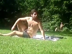 Str8 spy guy wants to play 3