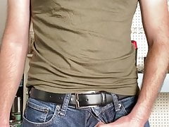 DADDY PLAYING WITH HIS MASSIVE COCK! AMAZING!