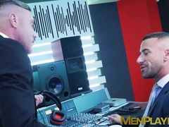 Erotic ass pounding by muscular Gustavo Cruz and Manuel Skye