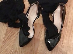 Cum on stockings and heels