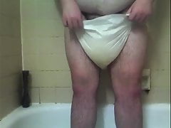I like to wear diapers
