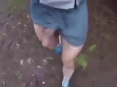 Runner guy cumshot on park