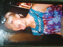 Kaley Cuoco Cumtribute