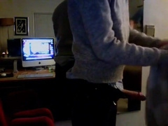 Guy wanted his neighbor to cum on his face after he blew him 2