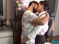 Daddy wants youthfull raw dick in the ass and lad delivers