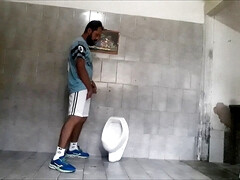 Soccer piss (V000016)