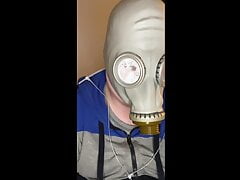 BHDL - N.V.A. LATEX GASMASK BREATHPLAY - THE LATEXGLO(W)VE - PART 1 - THE WARMUP