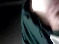 Flapping too cum
