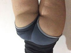 BRUNETTE WANTS TO HAVE ANAL SEX AND GET SOME SLAPS